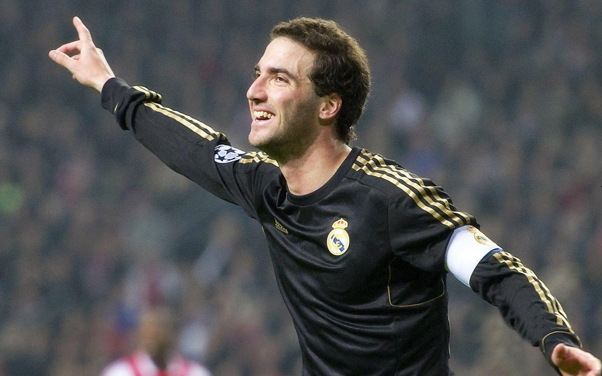 冰雪运动热潮席卷全国，全民参与助力冬奥梦想